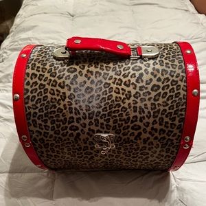 cheetah travel case